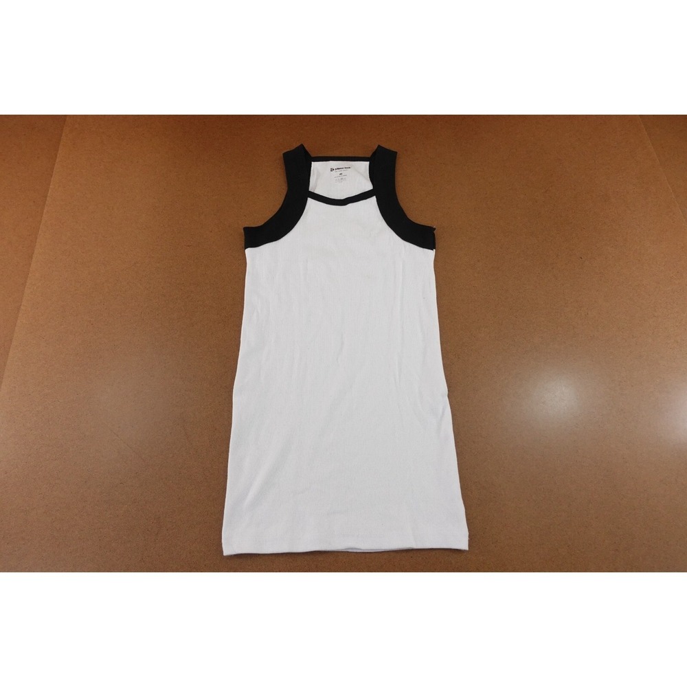 Different Touch Womens Medium White Black Trim Rib Knit Pullover Tank Top New